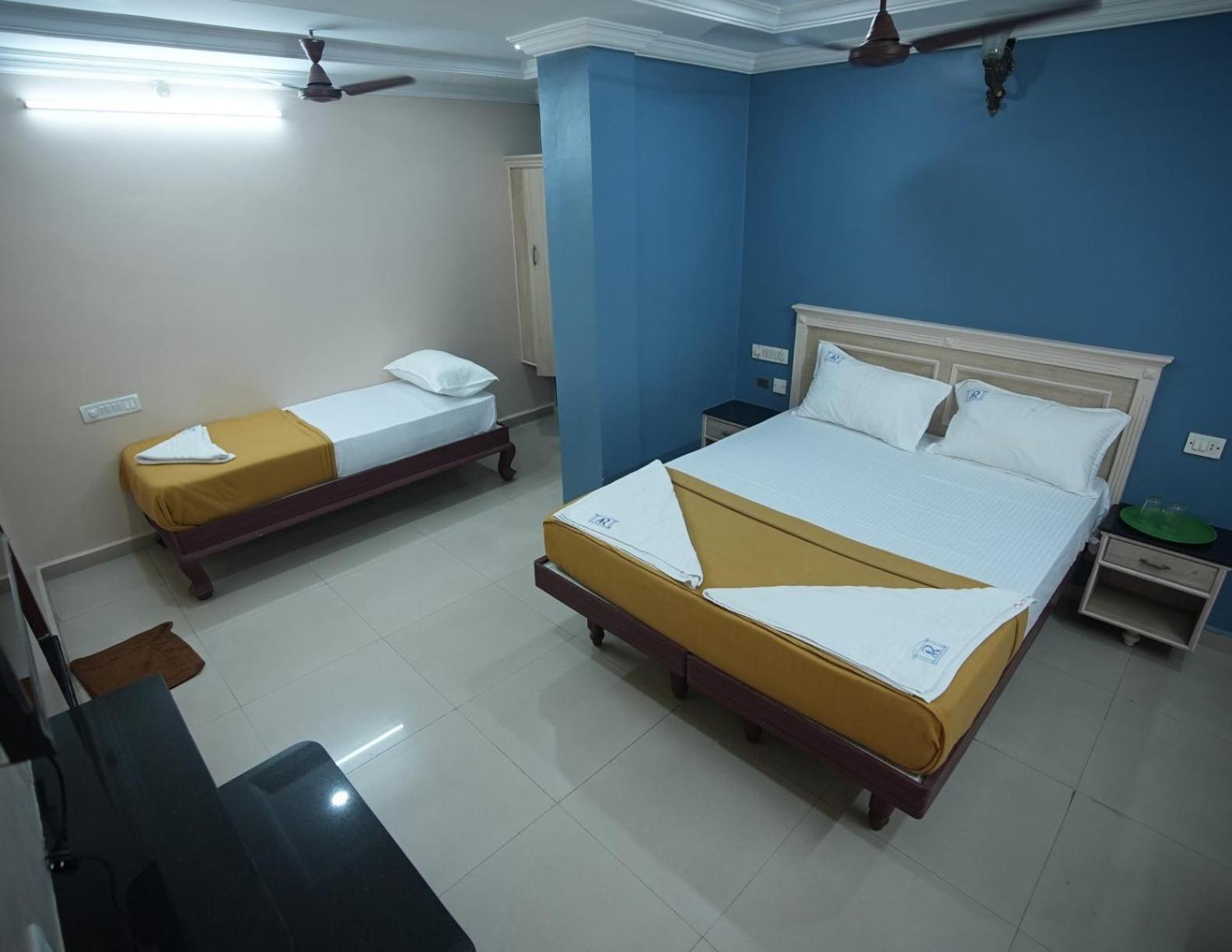 Annapurna Residency Hotel Tirupati Exterior photo